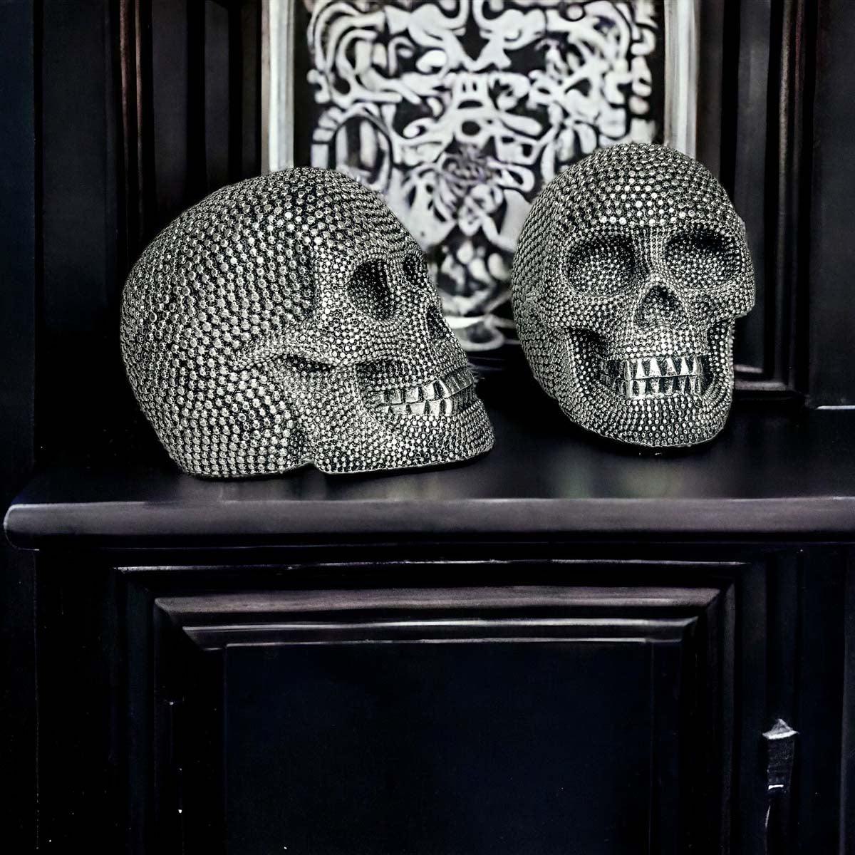 Tabletop Skull Statue