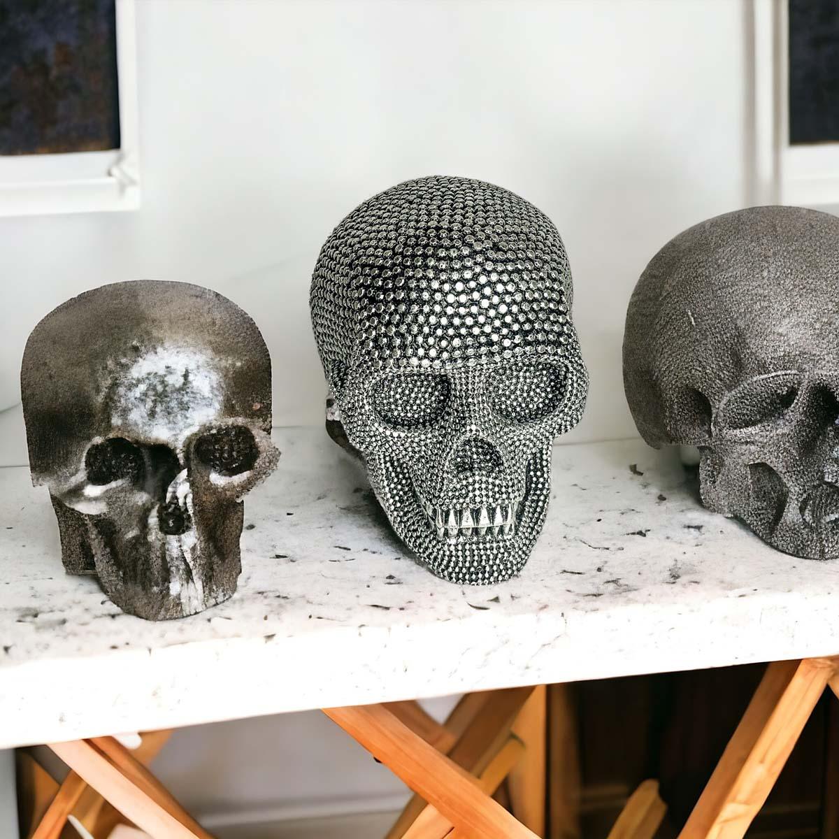 Tabletop Skull Statue