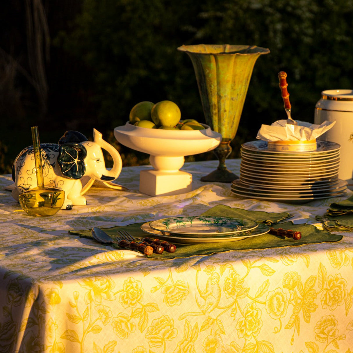 Ivory Flora Parlour Tablecloth