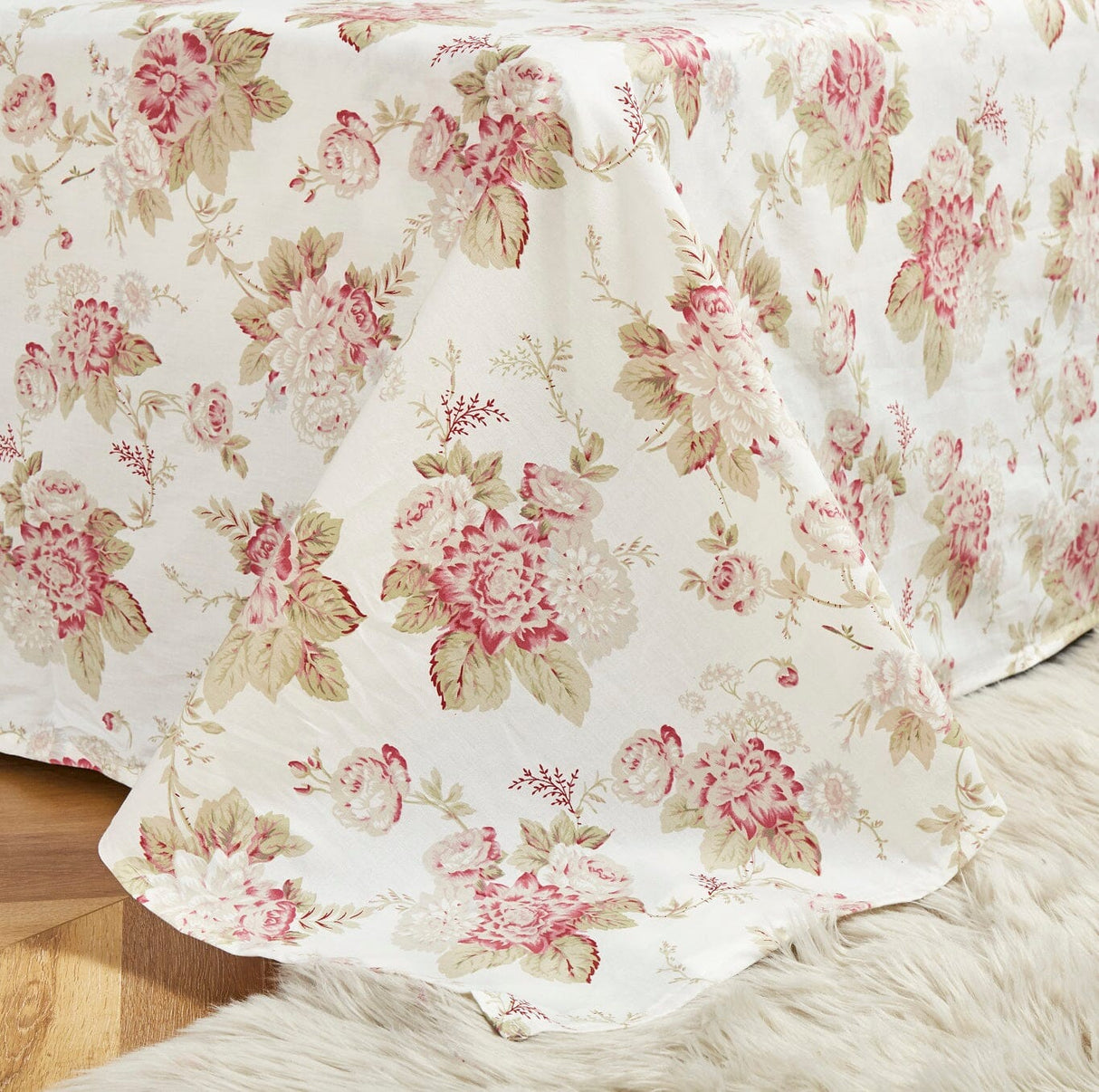 Hint of Mint Dainty Cottage Flat Sheet w/ Pillow Case