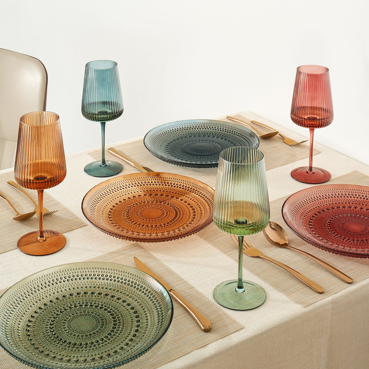 Tonal Hobnail Glass Plate, Set of 4