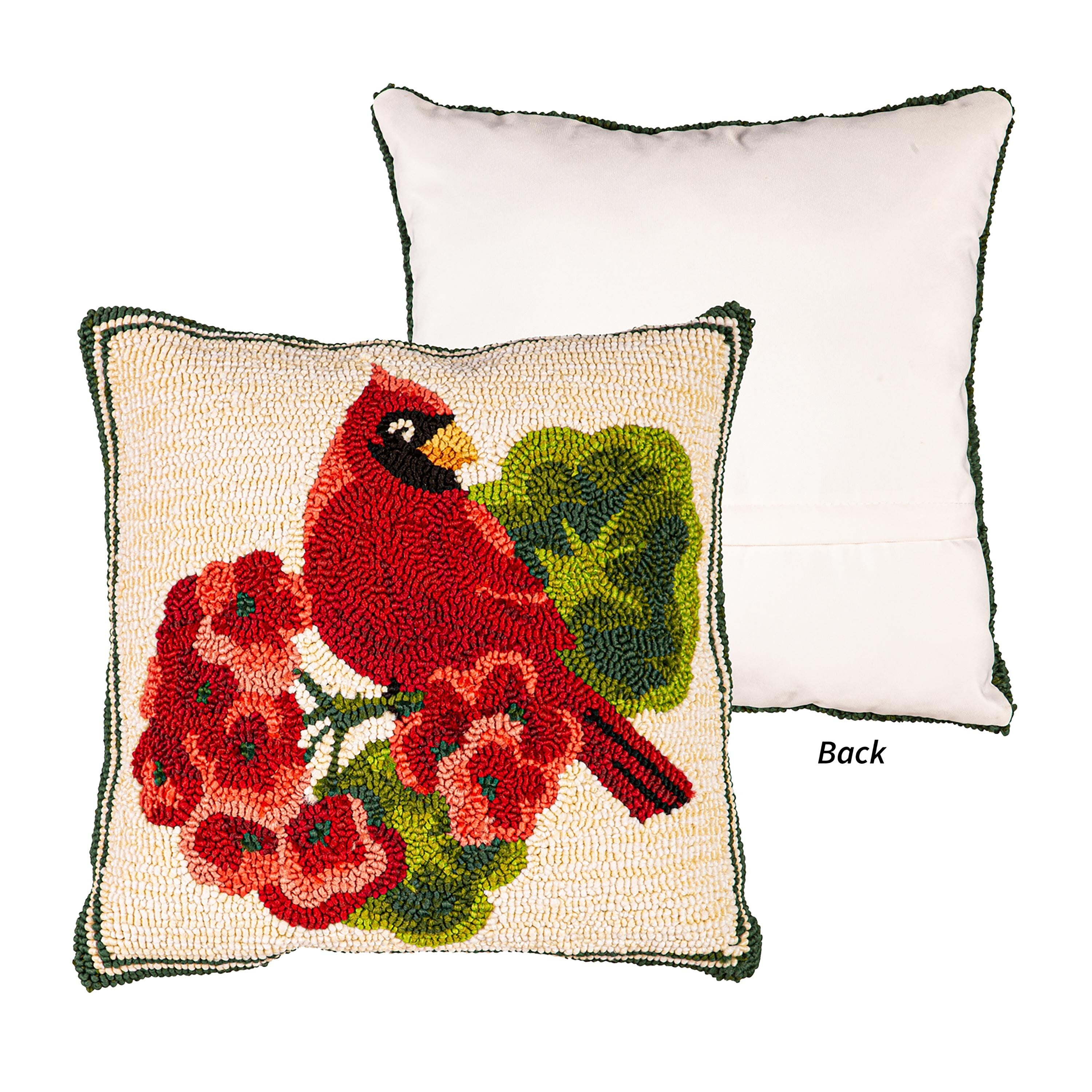 Indoor/Outdoor Cardinal/Geranium Hooked Polypropylene Throw Pillow