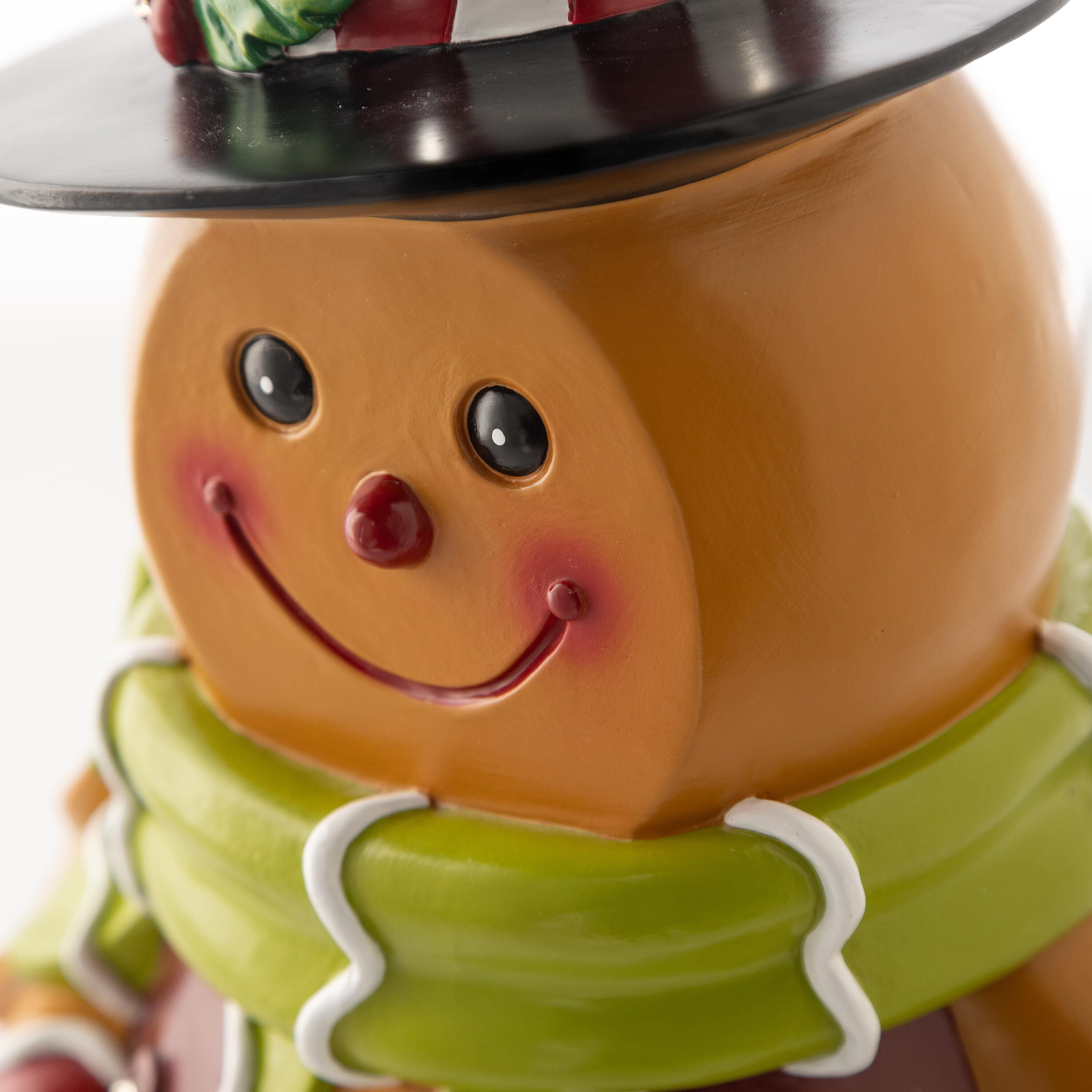 Indoor/Outdoor Lighted Gingerbread Boy Shorty Statue – Plow & Hearth