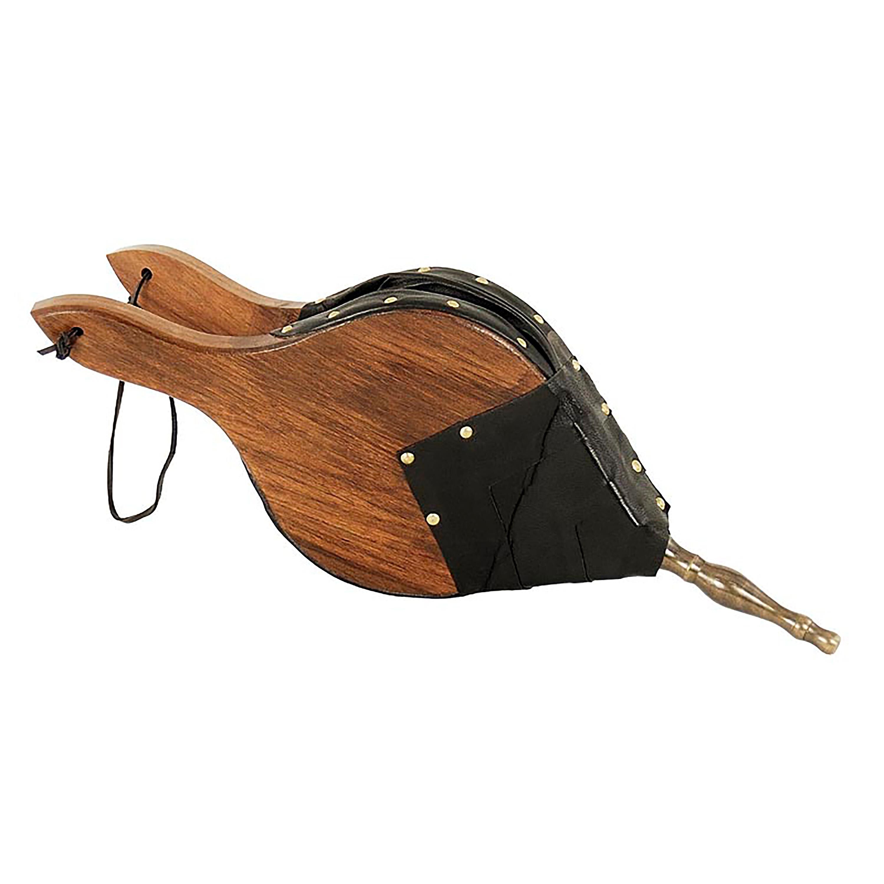 Plow & Hearth Country Bellow