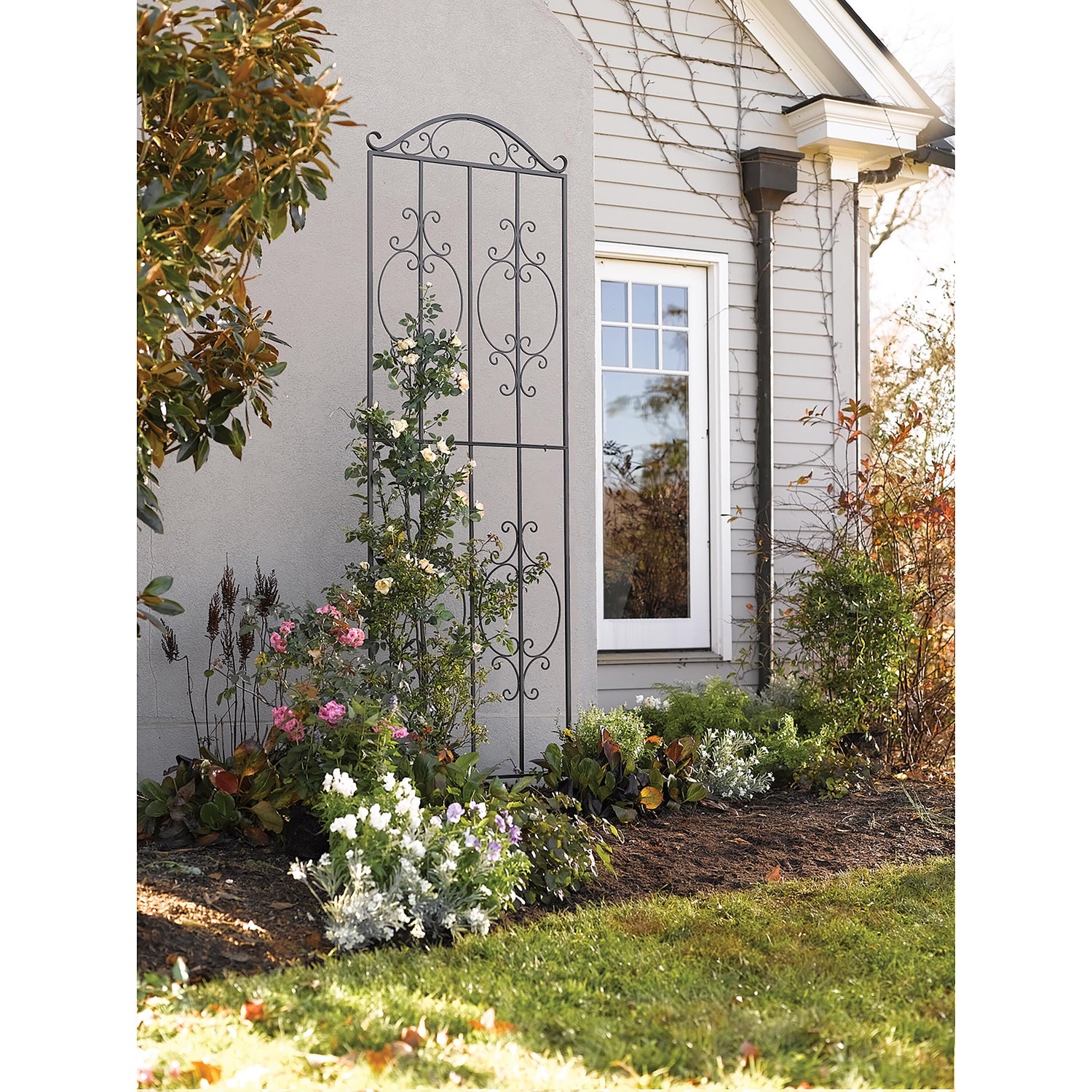 tall wood trellis Iron Montebello Tall Trellis | Planters