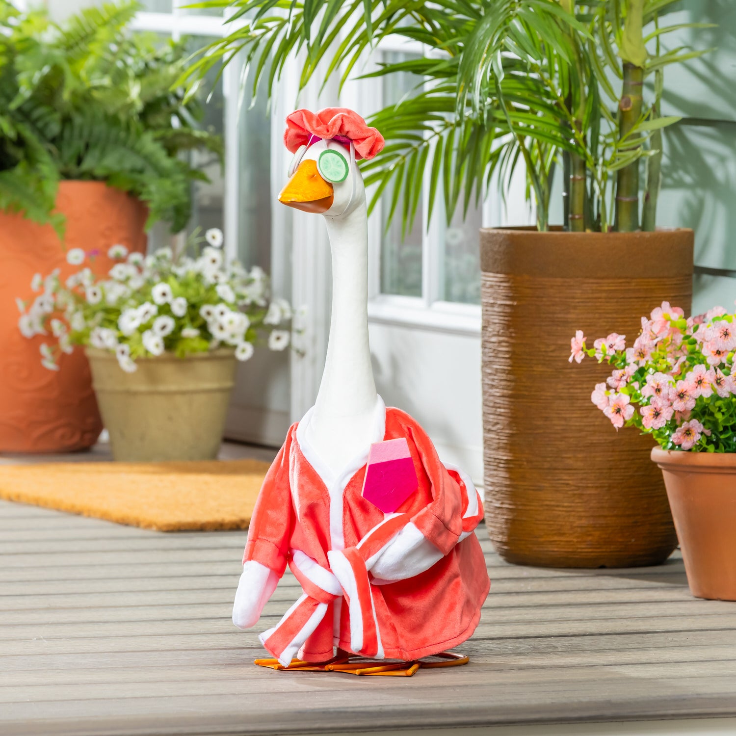 Giddy The Goose, Metal Porch Statue With Spa Day Outfit, 21