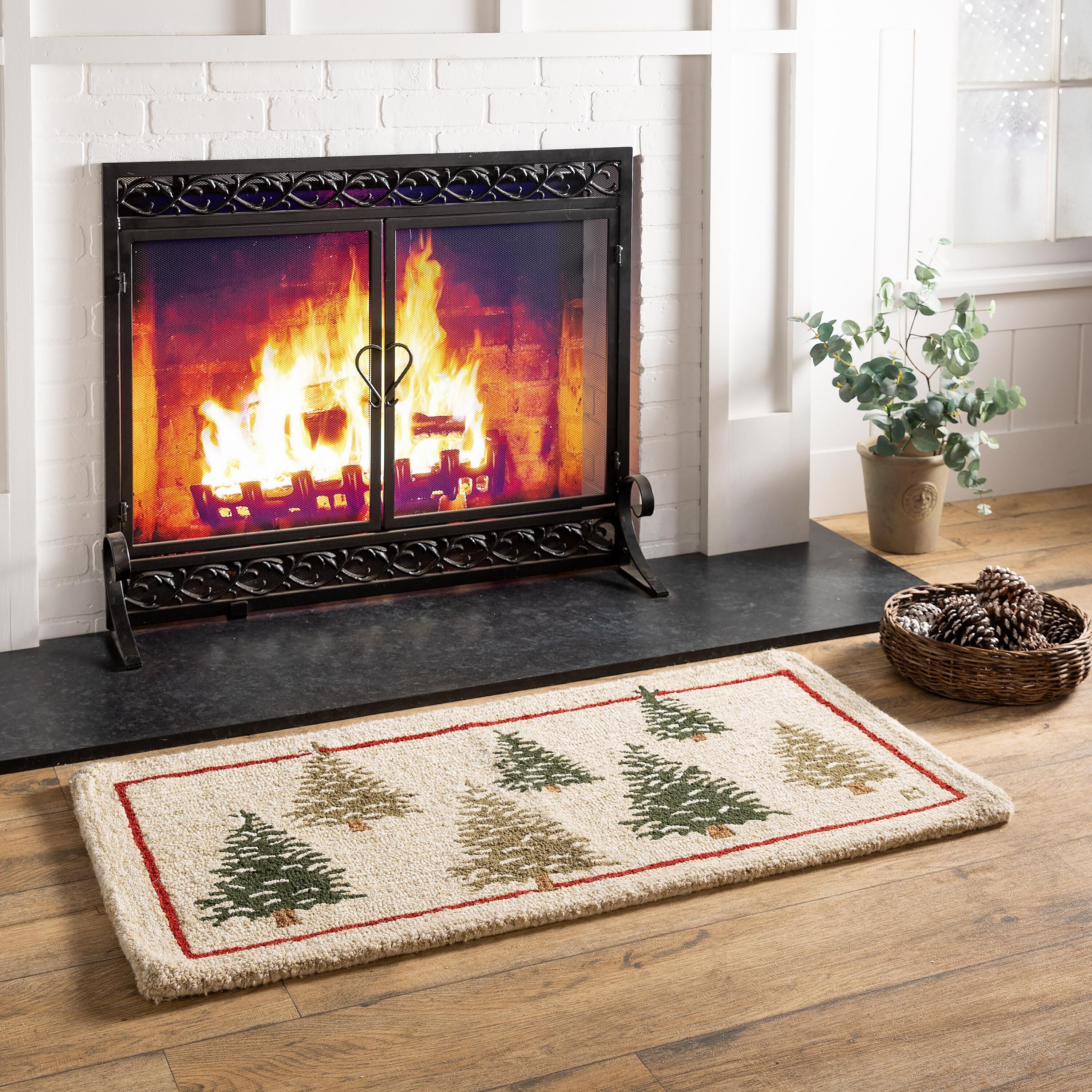 Plow & Hearth Cast Iron Scrollwork Fire Screen