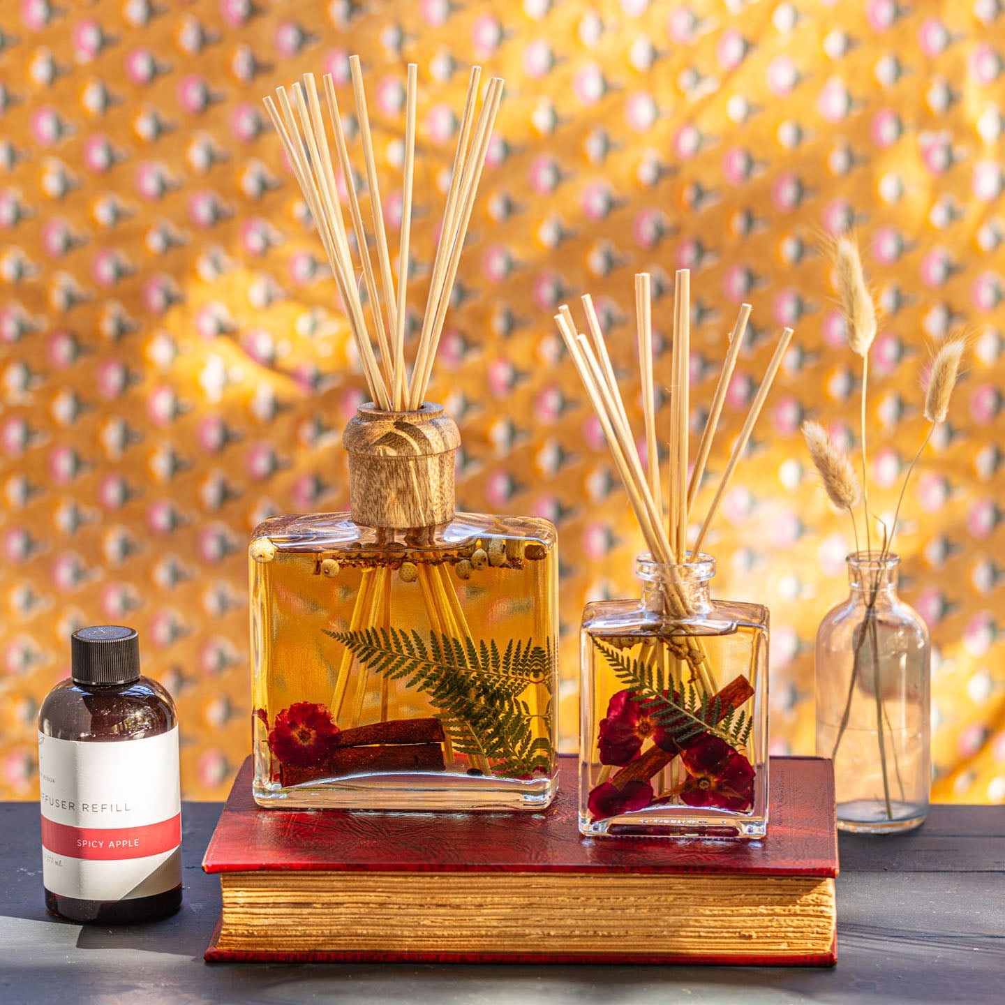Rosy Rings Signature Botanical Reed Diffuser - Thumbnail 5