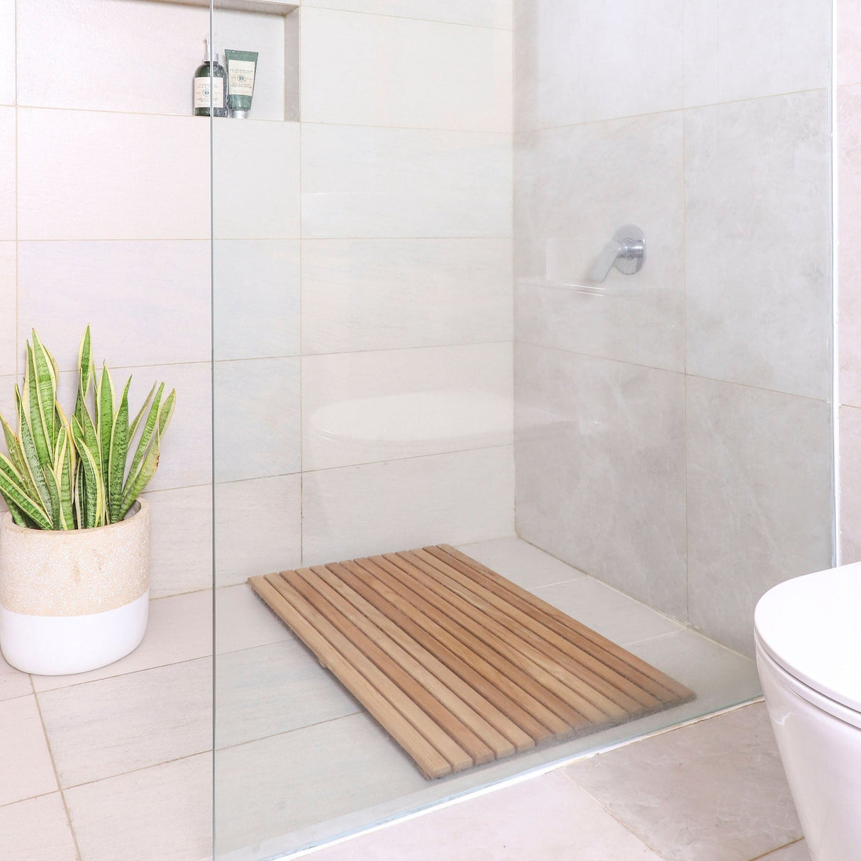 Bel Air Indoor/Outdoor Teak Bath Mat