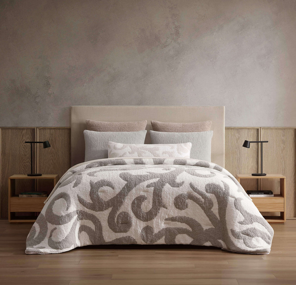 Snug Casablanca Comforter