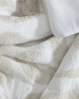 Snug Casablanca Comforter