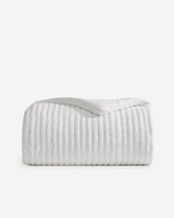 Snug Piped Comforter