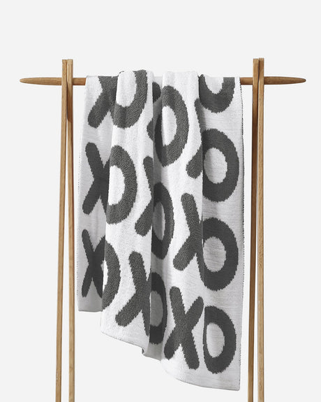 XOXO Throw Blanket