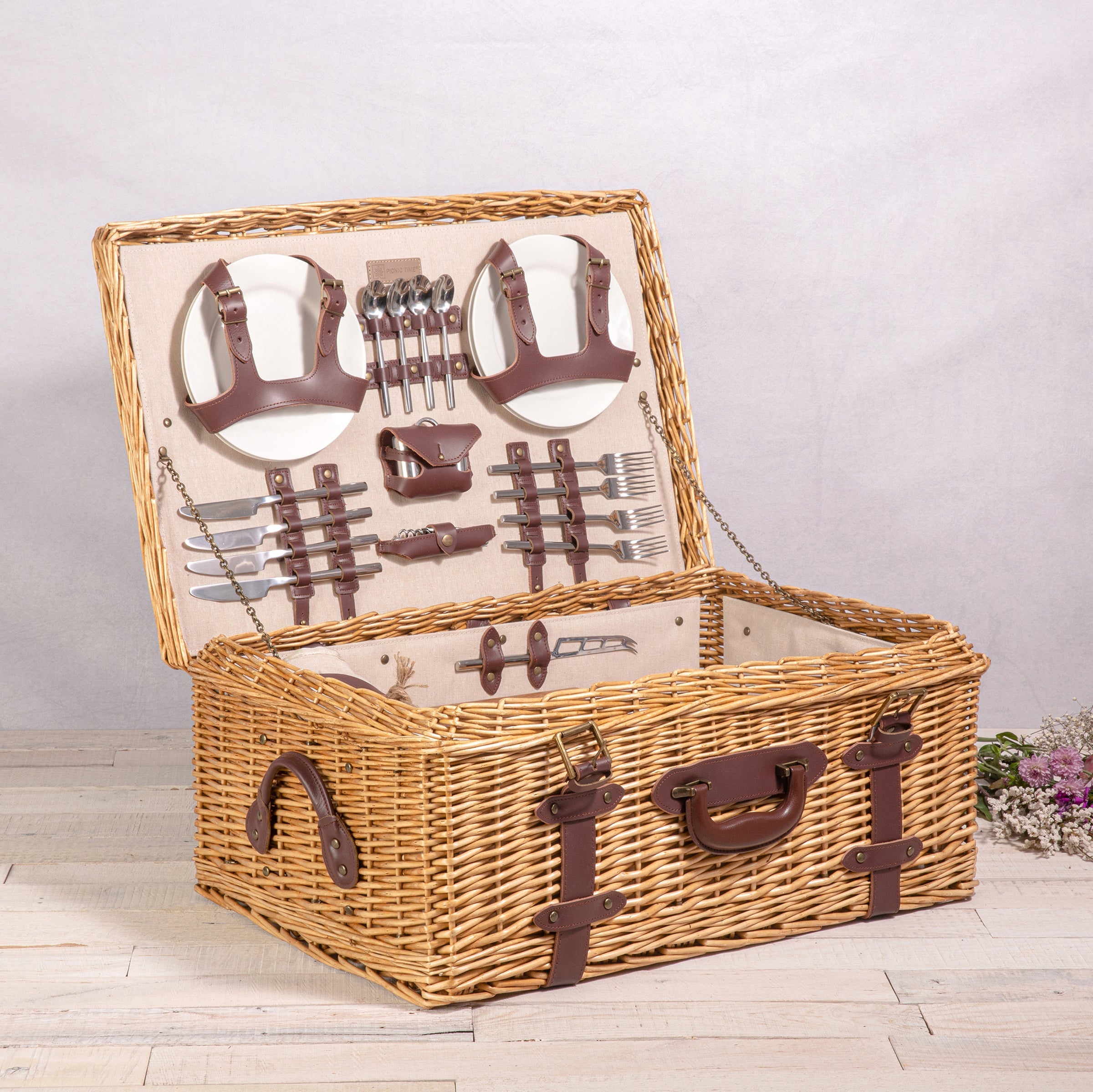 Charleston Picnic Basket – Plow & Hearth
