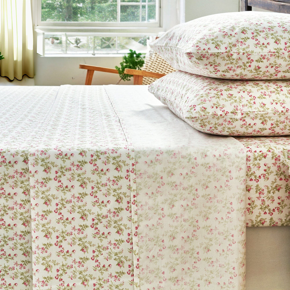 Romantic Coquette Sheet Set