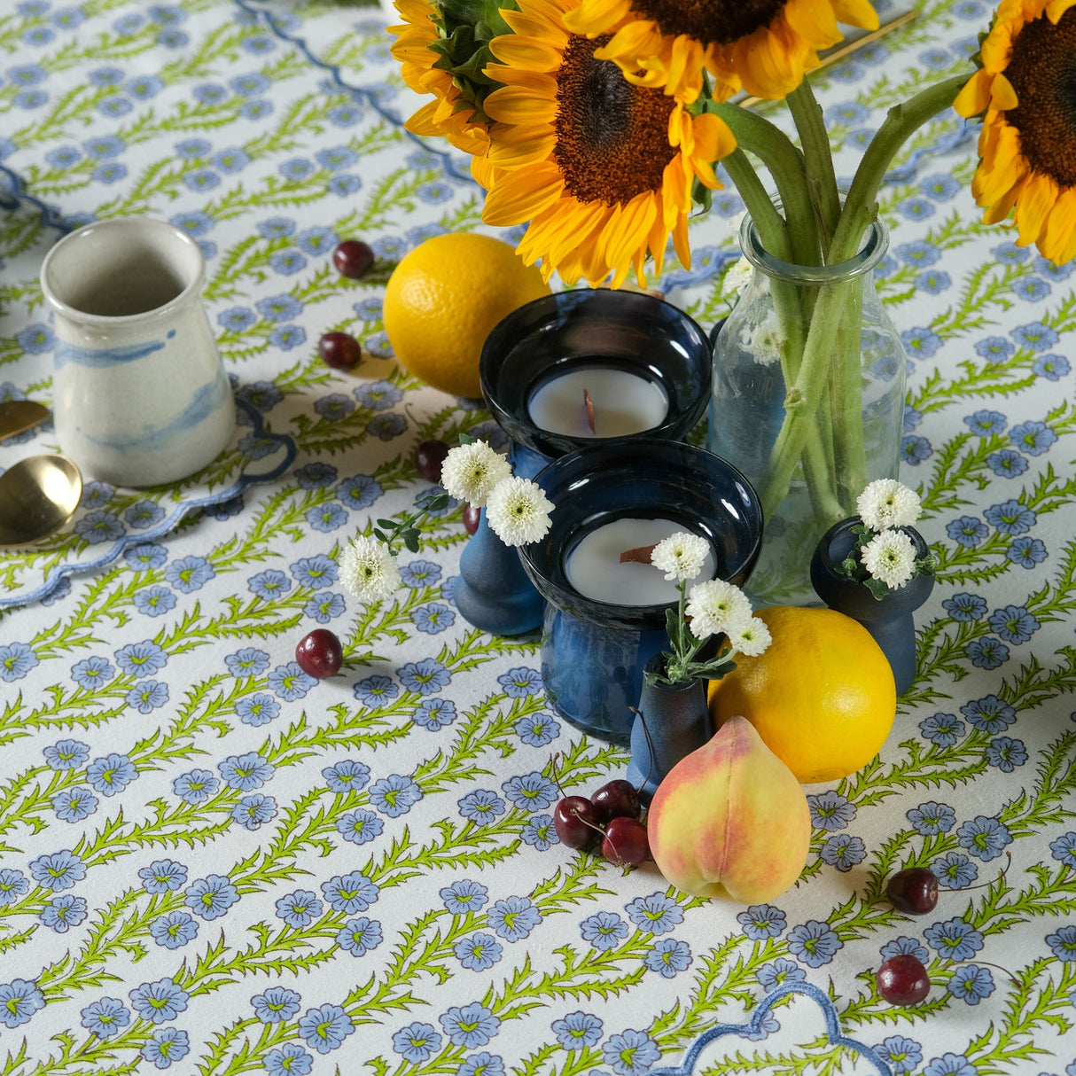 Forget-Me-Not Scallop Embroidered Blockprint Tablecloth