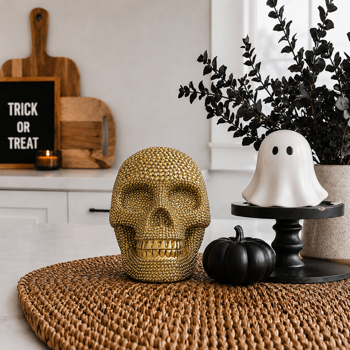 Tabletop Skull Statue