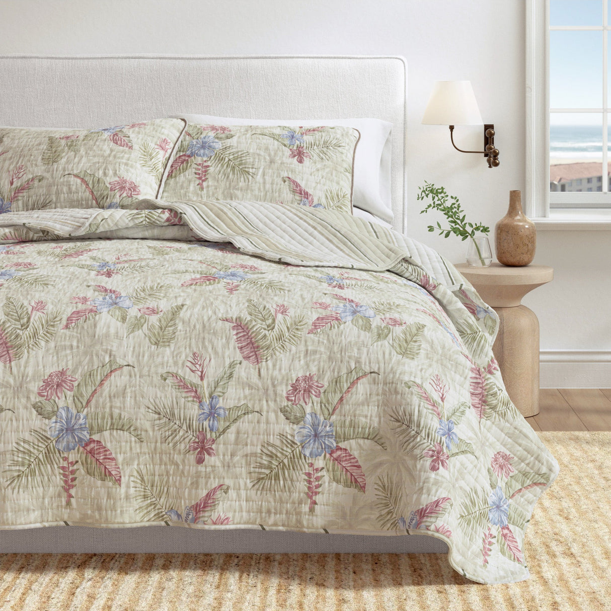 Mendocino Floral Printed Cotton Quilt Set
