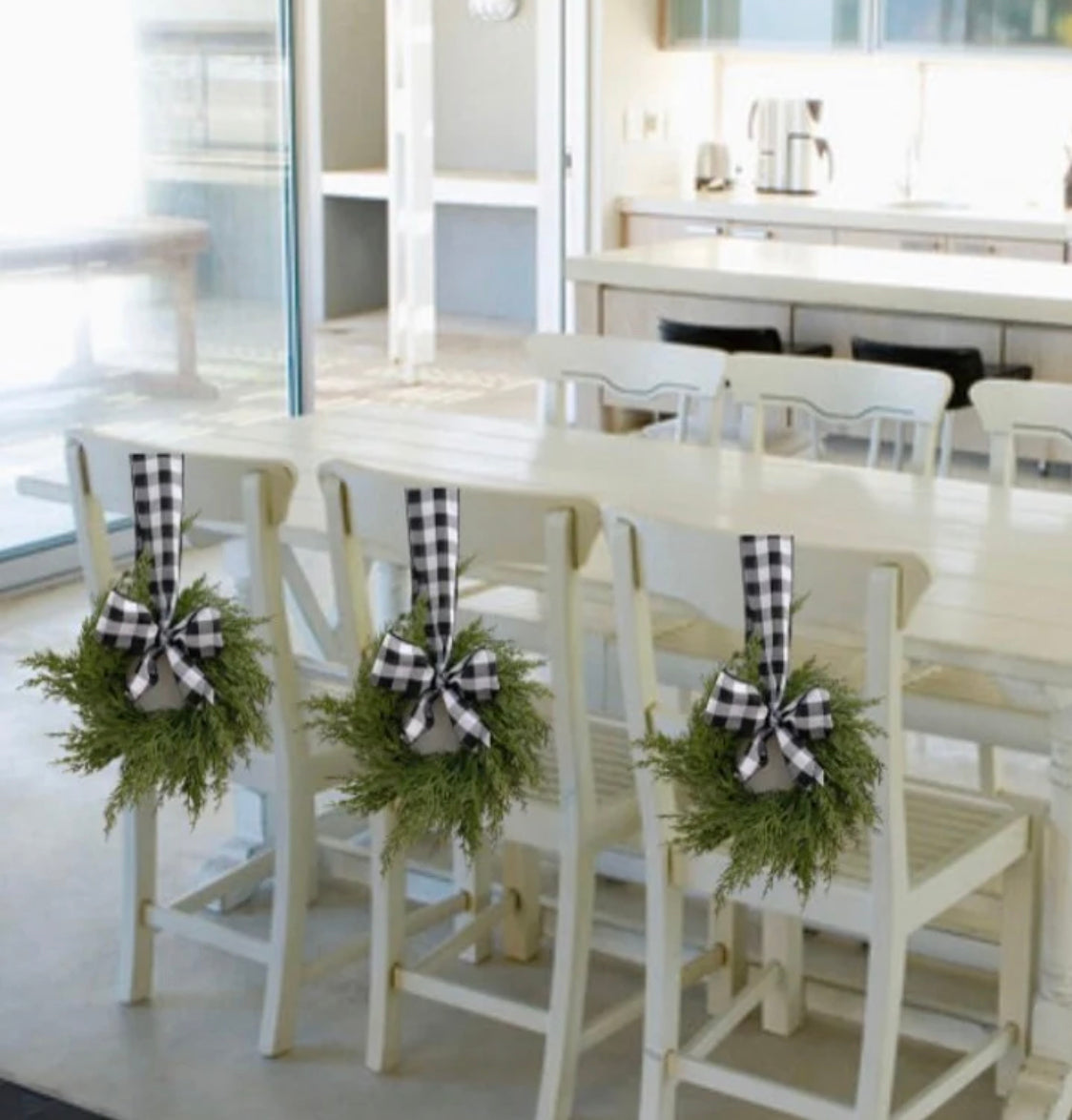 Mini Christmas Cabinet Wreath