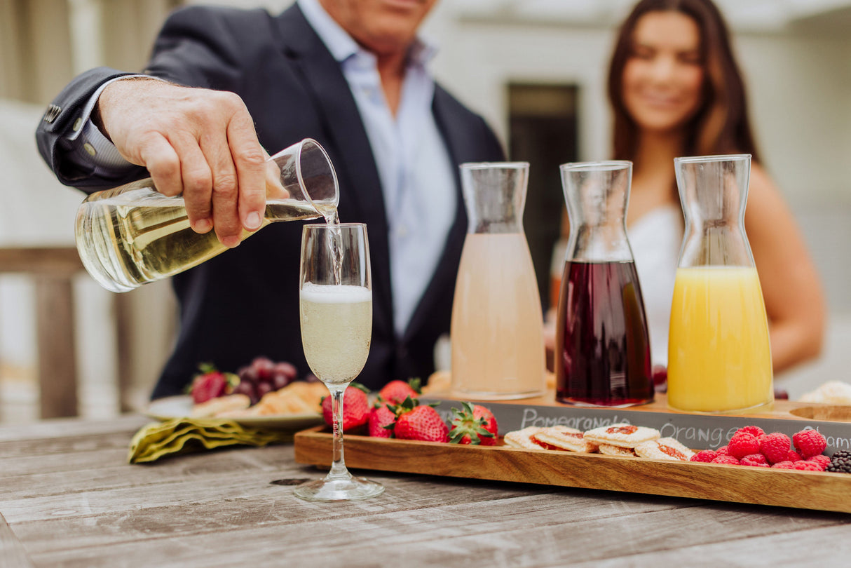 Cava Wine Tasting Kit with 4 Glass Carafes