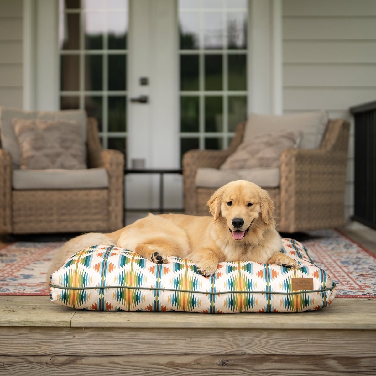Pendleton® All Season Pet Napper – Plow & Hearth