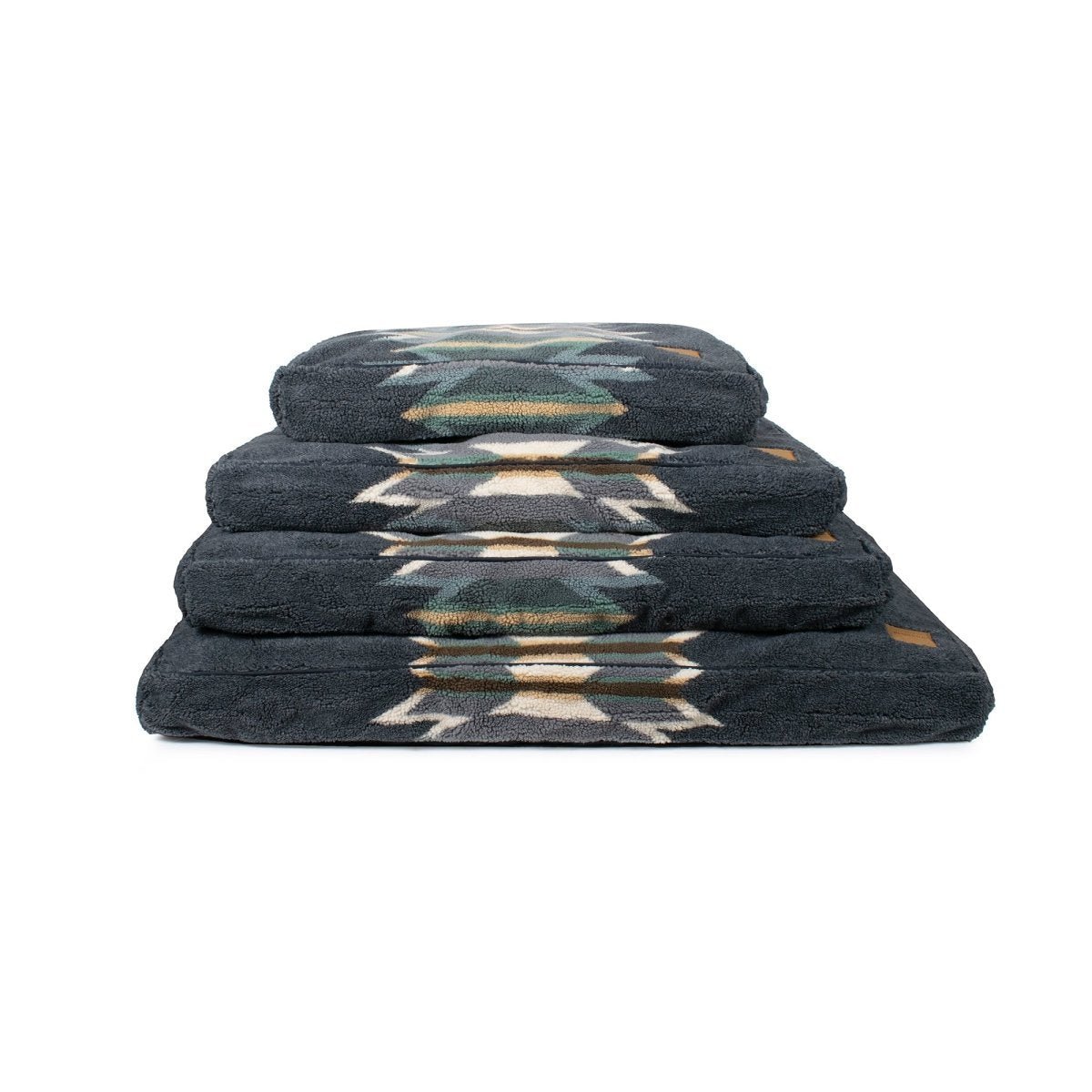 Pendleton Berber Pet Napper – Plow & Hearth