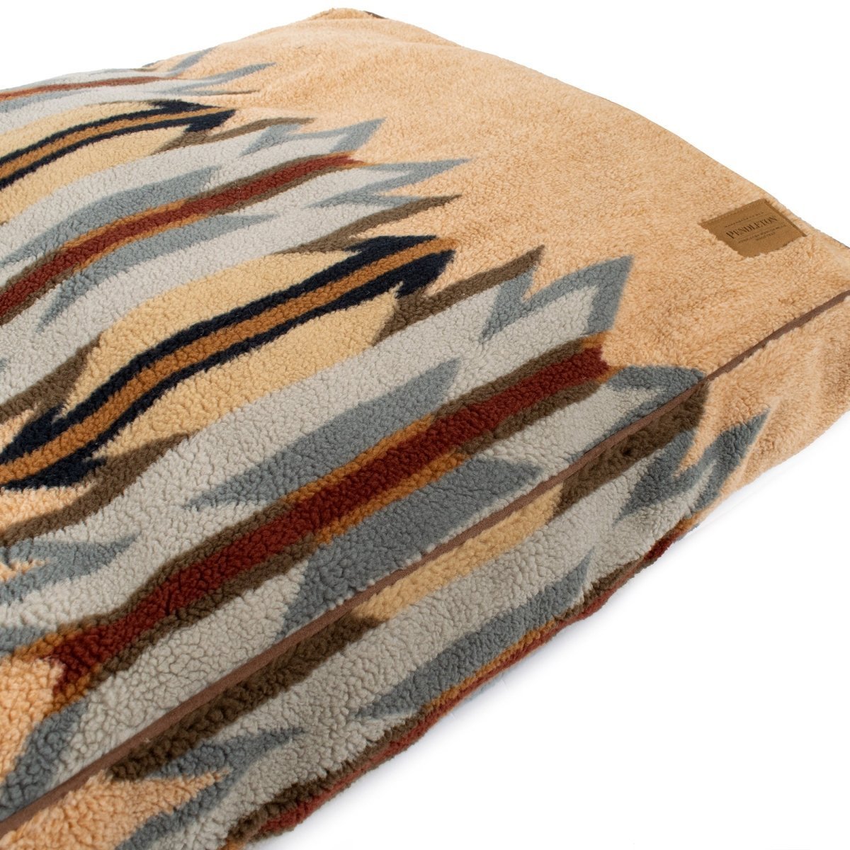 Pendleton Berber Pet Napper – Plow & Hearth