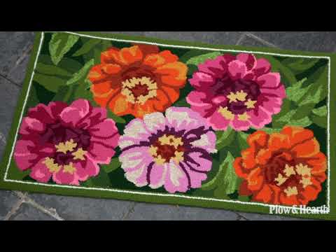Indoor/Outdoor Zinnia Hooked Polypropylene Accent Rug – Plow & Hearth