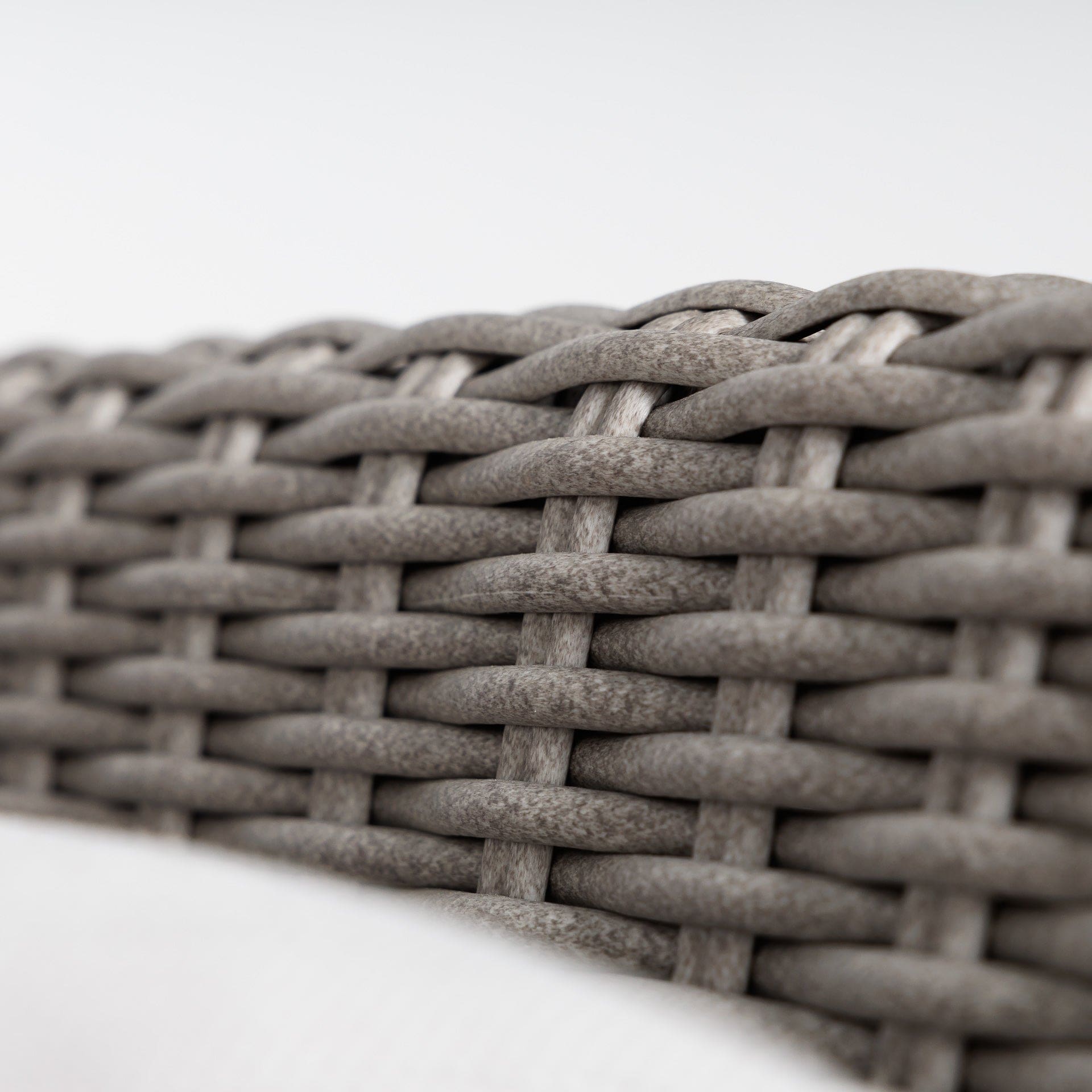 Plow & Hearth Sonoma Wicker Daybed Porch Swing - Thumbnail 3