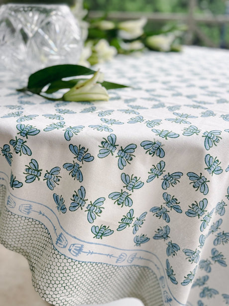 Honeybee Table Throw