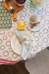 Tablecloth - Wreath, Evergreen & Red