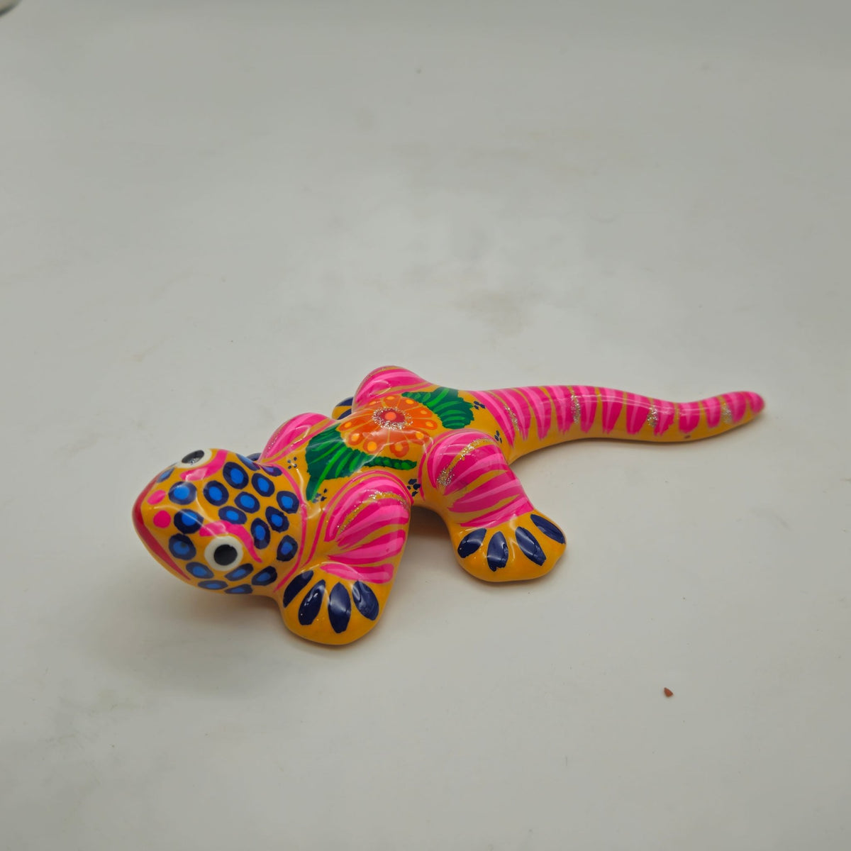 Vibrant Guerrero Gecko Figurine | Hand-Painted Mexican Folk Art