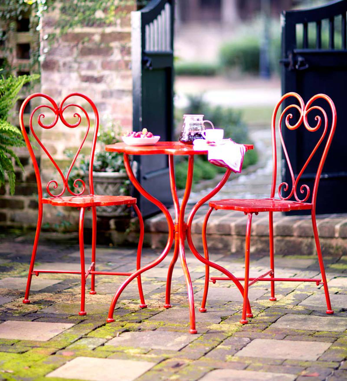 Red bistro table set new arrivals