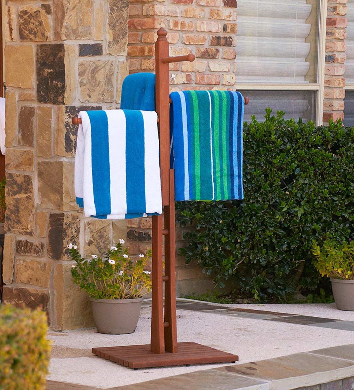 Aluminum pool towel online rack