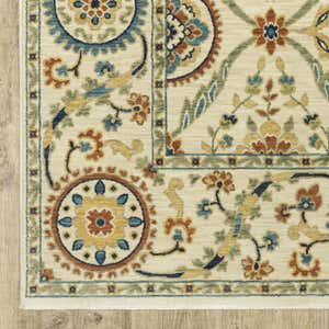 Indoor/Outdoor Clover Hill Meadow Polypropylene Rug