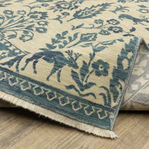 Clover Hill Porcelain Polypropylene Rug