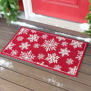 Indoor/Outdoor Snowflakes Holiday Hooked Accent Rug