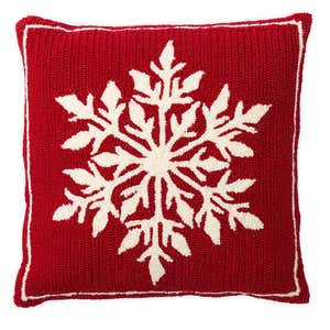 Indoor/Outdoor Snowflake Holiday Hooked Throw Pillow