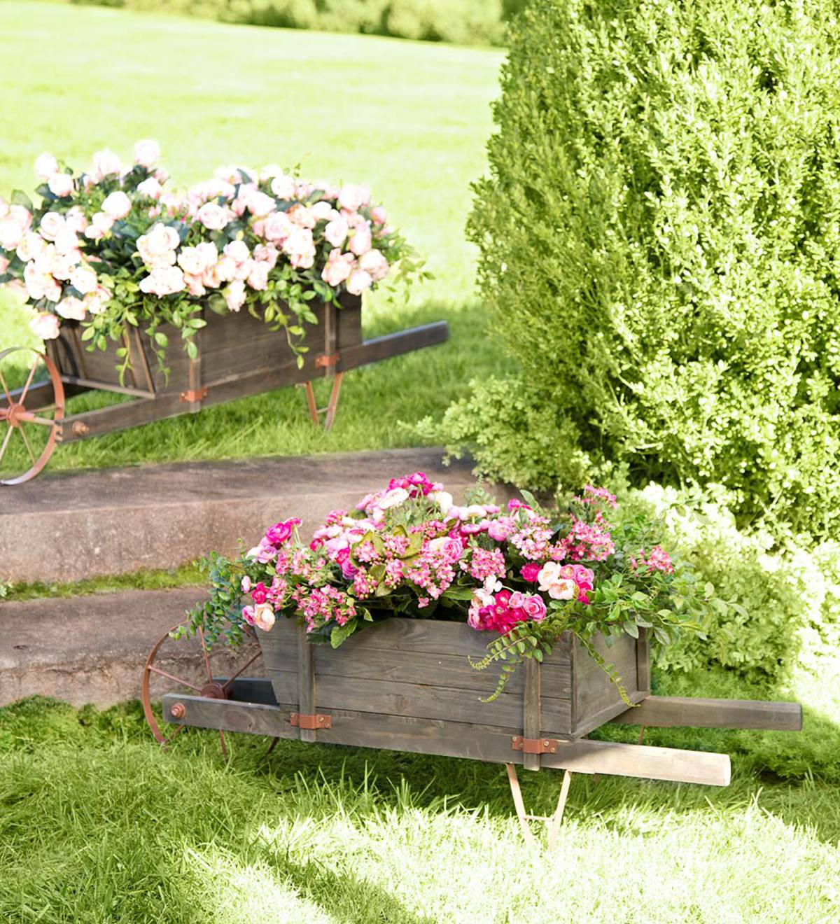 Large Decorative Wheelbarrow Planter: A Blooming Delight for Your Garden