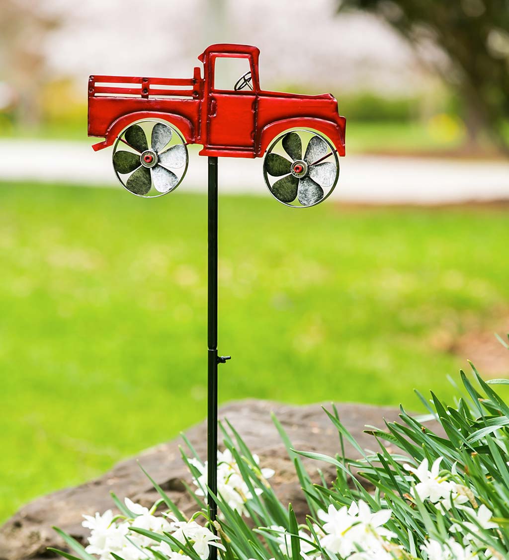 Vintage Truck Metal Wind Spinner