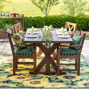 Indoor/Outdoor Black Sunflower Polypropylene Rug