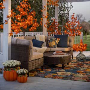 Indoor/Outdoor Fall Bounty Hand Hooked Polypropylene Throw Pillow