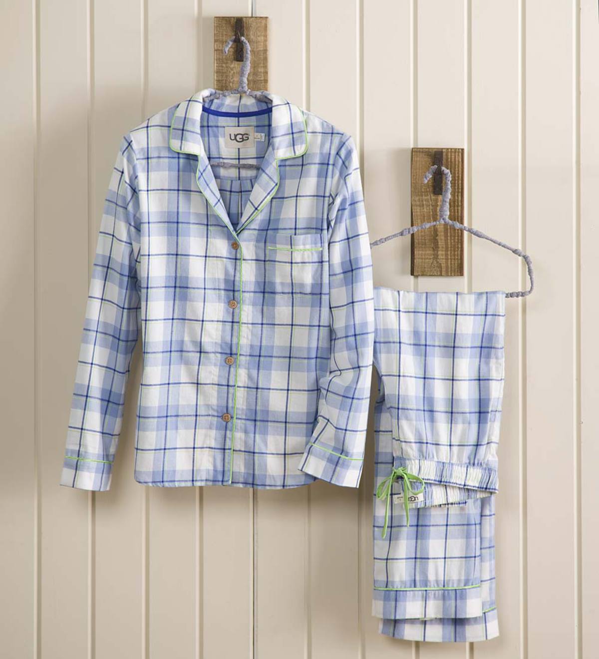 UGG Women s Plaid Flannel Pajamas Blue Plaid XL 16 18 Plow