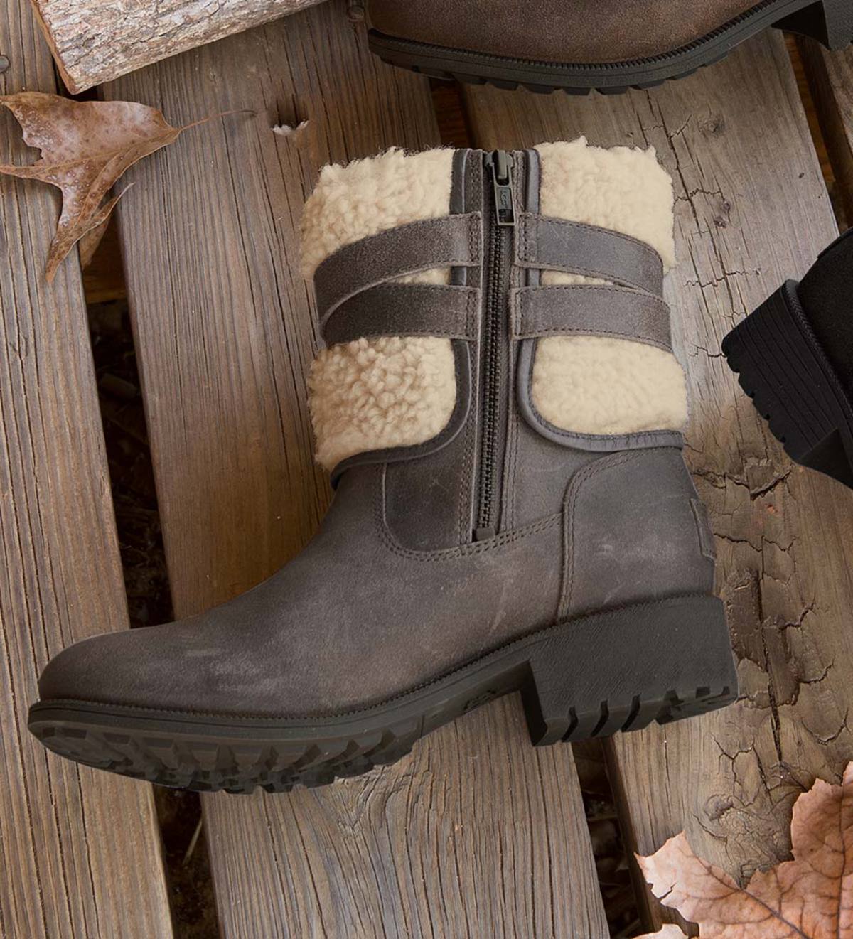 Ugg blayre 111 deals boot