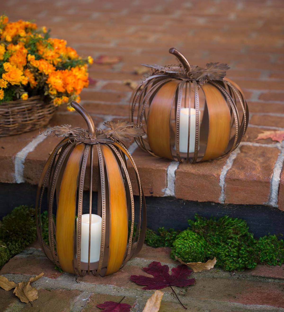 Decorative Metal Pumpkins: A Perfect Fall Décor Choice