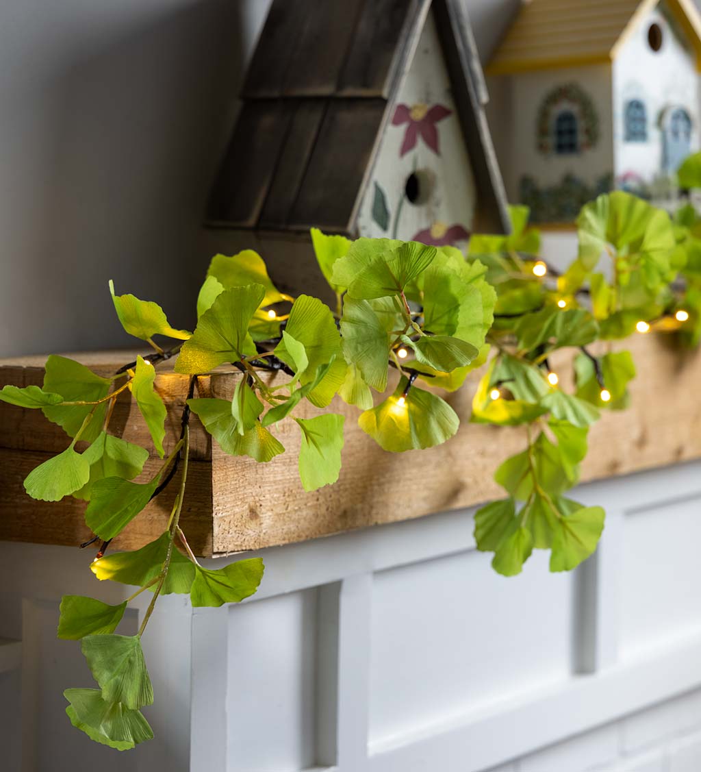 Indoor/Outdoor Lighted Green Ginkgo Garland