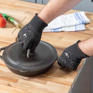 Pair of Heat-Resistant BBQ Gloves