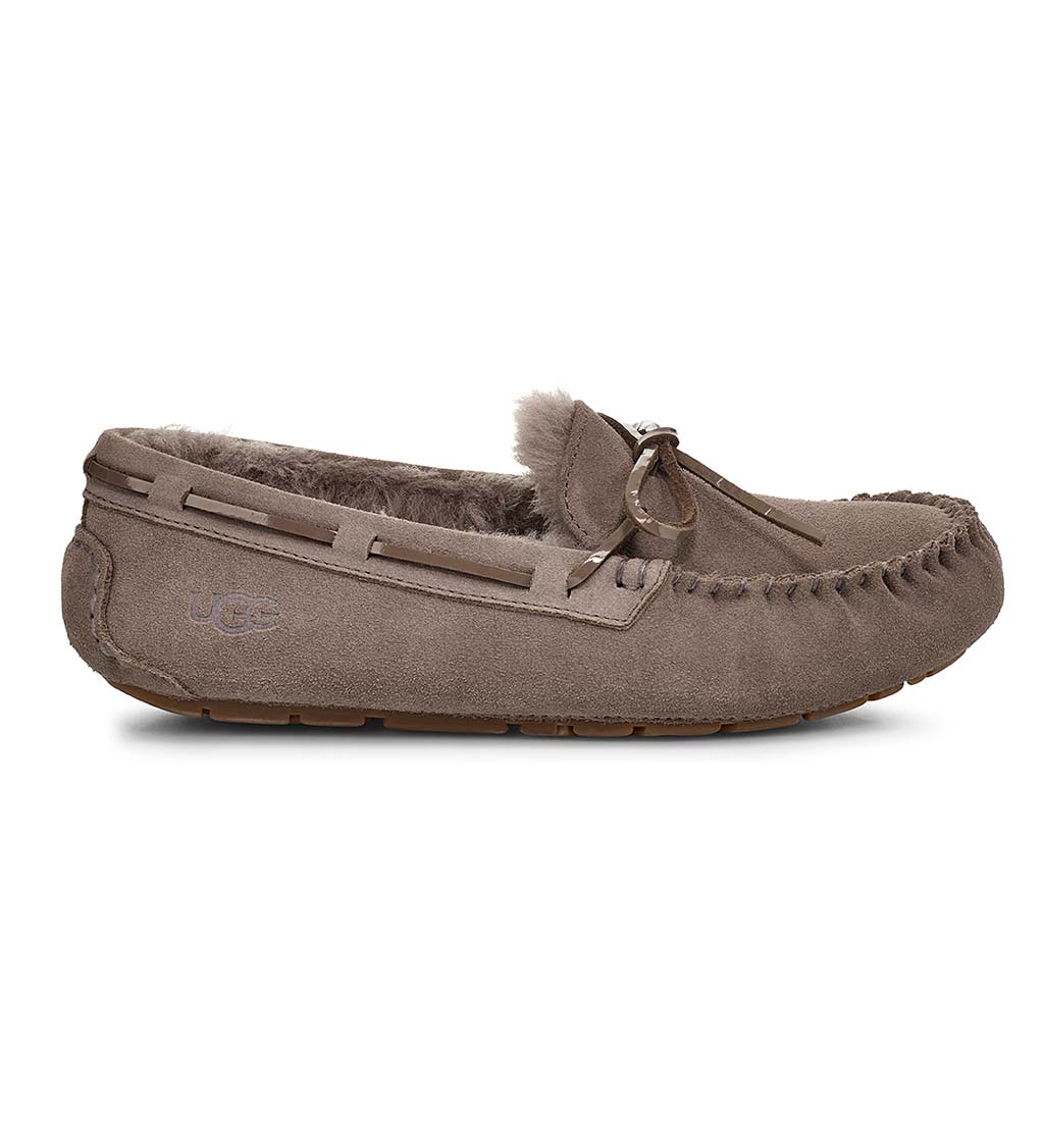 Women's dakota moccasin clearance slippers