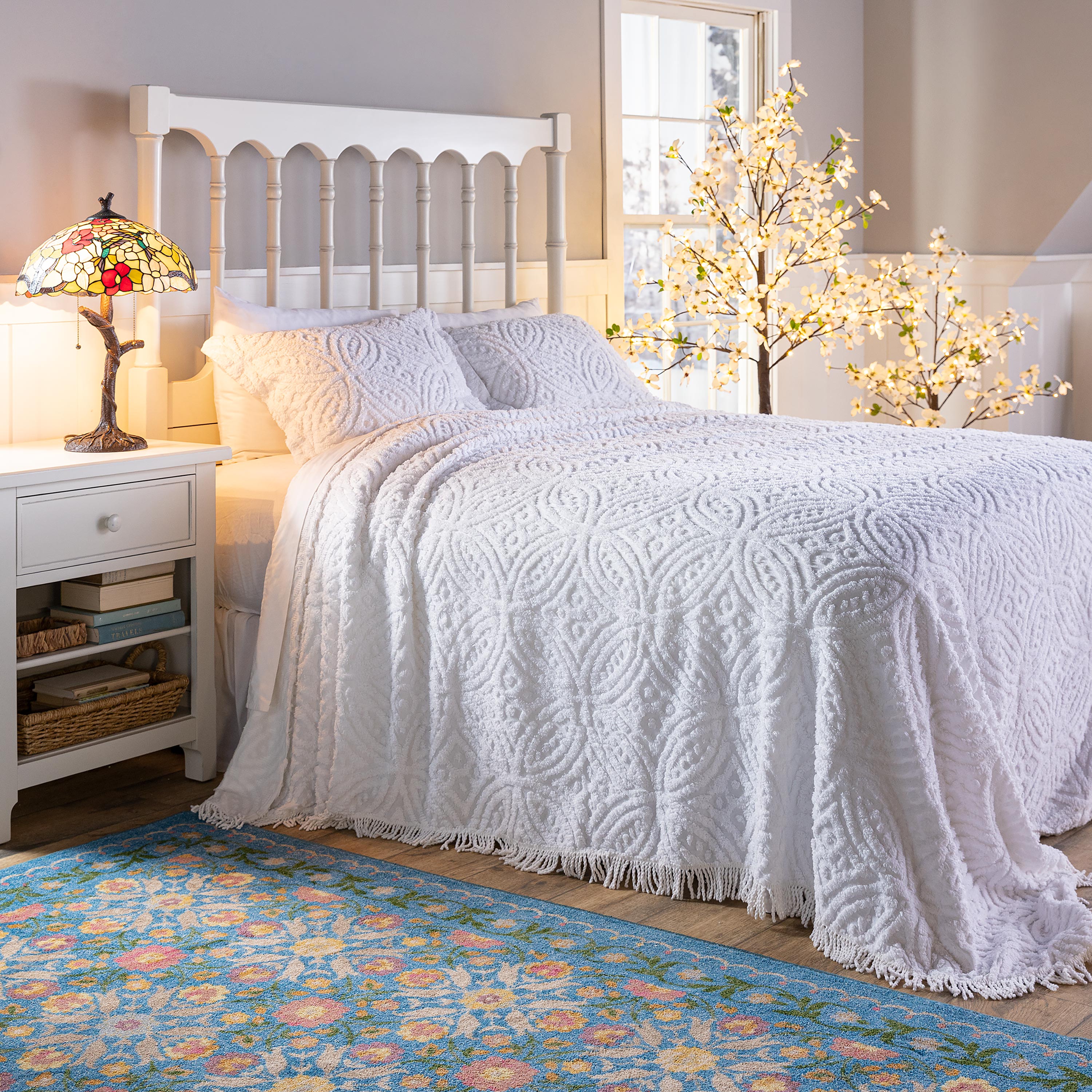 Wedding Ring Tufted Chenille Bedspread and Shams | Plow & Hearth