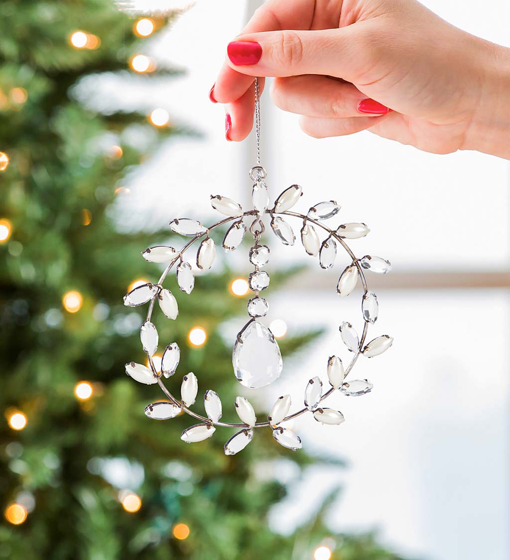 Crystal Leaves Metal Wreath Ornament